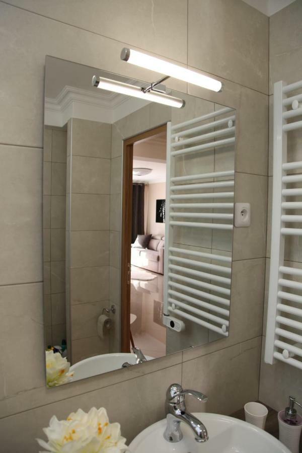 Stylish 2 Room Flat 60 Meters To The Beach Ницца Экстерьер фото